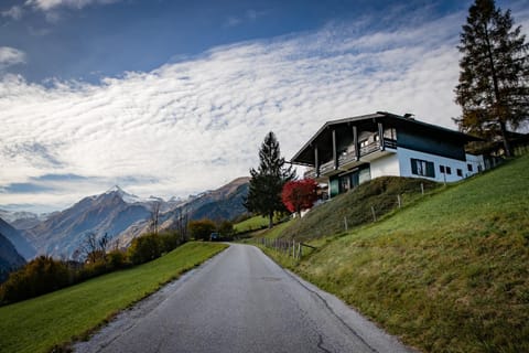 Property building, Day, Natural landscape, Mountain view