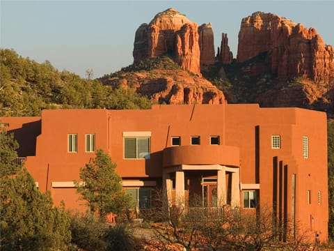 Sedona Cathedral Hideaway B&B & Spa Bed and Breakfast in Sedona