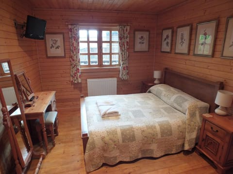 ASH Log Cabin Casa in Swanage