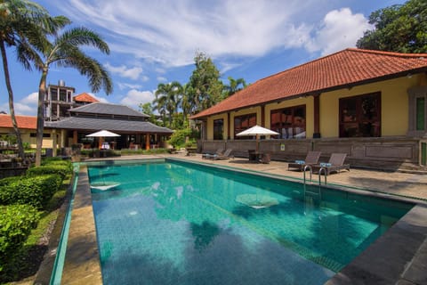 Pool view, Swimming pool