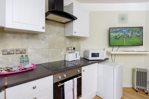 Gloucester Gardens Apartment in City of Westminster