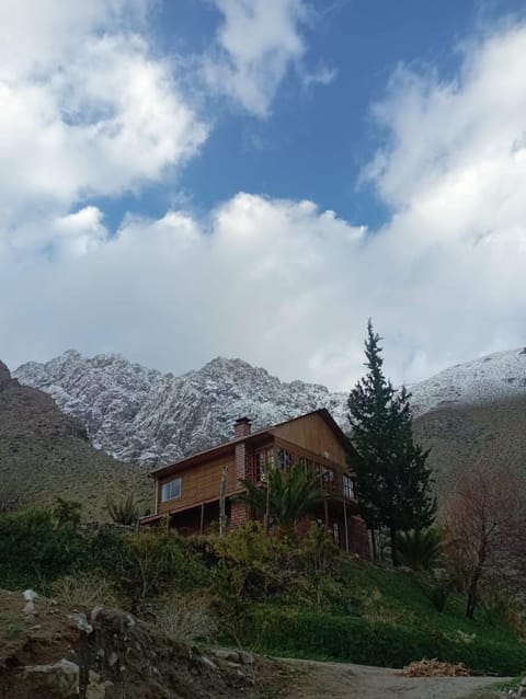 Property building, Natural landscape, Winter