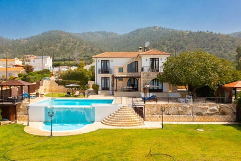 Villa Minoas Villa in Paphos District