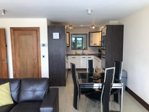 Tur an Tsaile - Galway Lakeside Apartments Apartment in Galway