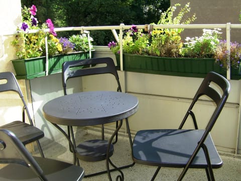 Day, Balcony/Terrace, Balcony/Terrace, Seating area