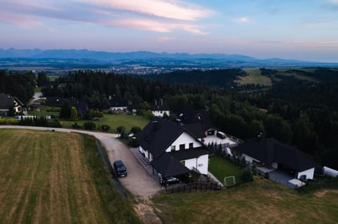 Property building, Bird's eye view