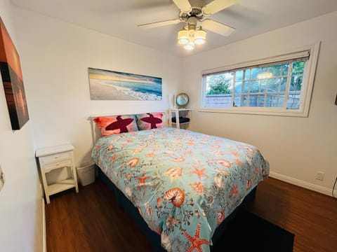 Costa Mesa Homestay - Private Rooms with 2 Shared Baths and Hosts Onsite Casa vacanze in Costa Mesa
