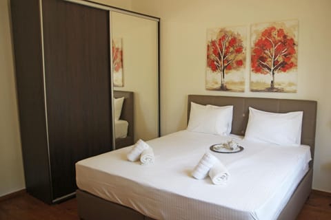 Bed, Bedroom, wardrobe