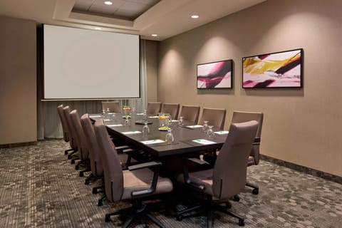 Meeting/conference room