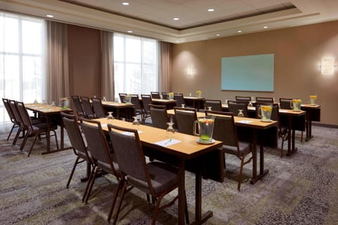 Meeting/conference room