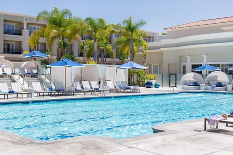 Balboa Bay Resort Hotel in Lido Isle