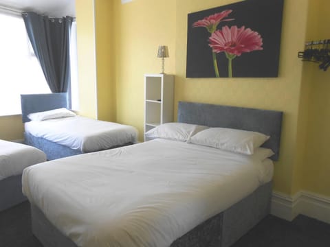 Shore Stay Guest House Hotel in Blackpool