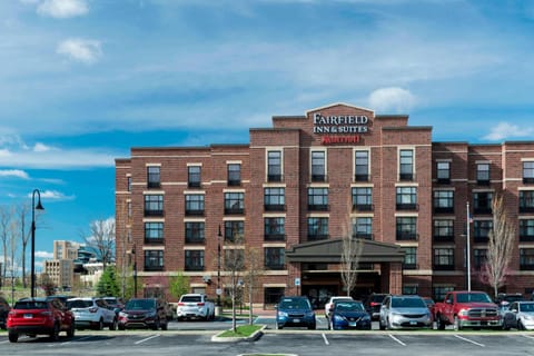 Fairfield Inn & Suites South Bend at Notre Dame Hotel in South Bend