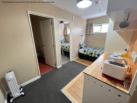 Bed, Kitchen or kitchenette, Photo of the whole room, Bedroom