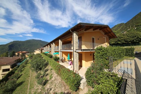 Property building, Photo of the whole room