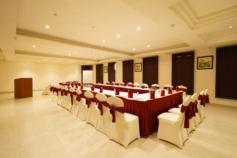 Banquet/Function facilities, Meeting/conference room