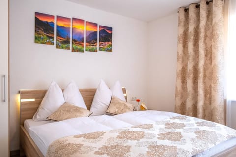 Bed, Decorative detail, Decorative detail, Bedroom