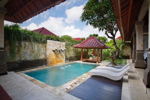 Garden, Pool view, sunbed