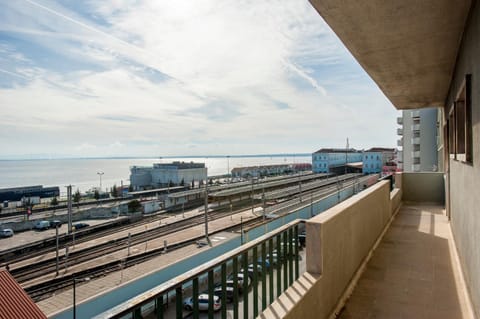 City view, Landmark view, River view