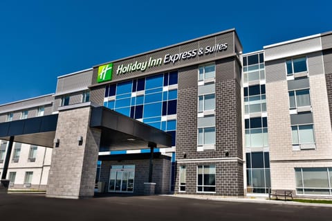 Holiday Inn Express & Suites - Trois Rivieres Ouest, an IHG Hotel Hotel in Trois-Rivières