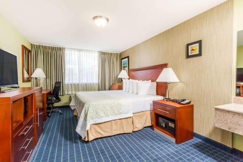 Days Inn by Wyndham Windsor Locks / Bradley Intl Airport Hotel in Windsor Locks