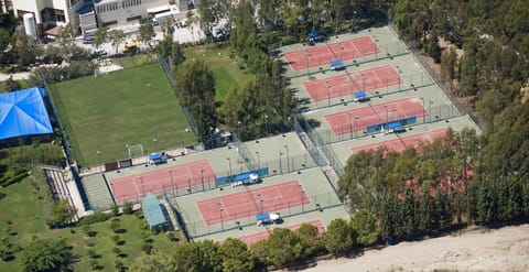 Activities, Tennis court