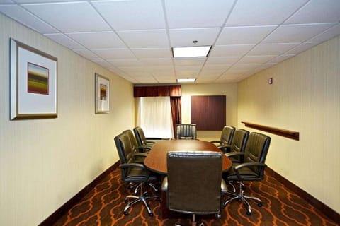 Meeting/conference room