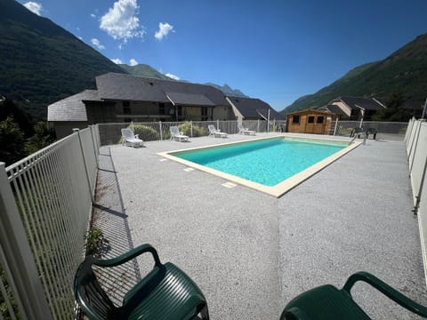 Loc luz st sauveur 2 Apartamento in Luz-Saint-Sauveur