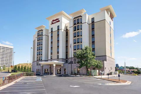 Hampton Inn & Suites Atlanta-Galleria Hotel in Smyrna