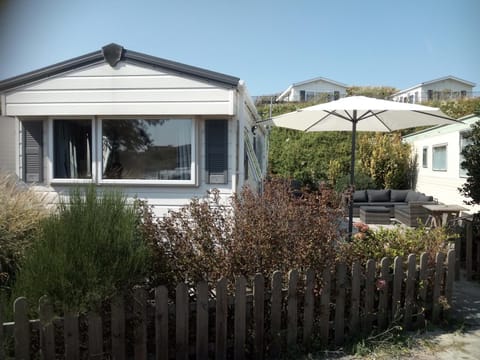 CHALETS IN THE DUNES nearby the beach Chalet in North Holland (province)