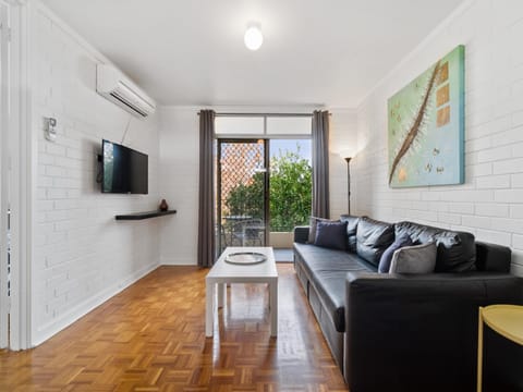 Pronto Apartments Condominio in Perth