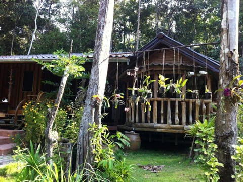 Koh Kood Little Hut Resort in Trat Changwat