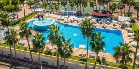 Hot Tub, Pool view, Swimming pool