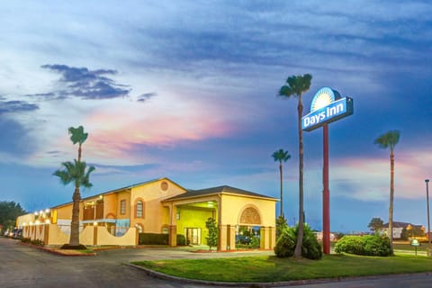 Americas Best Value Inn & Suites La Porte/Houston Hotel in La Porte