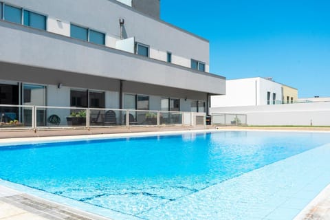 Pool view, Swimming pool, sunbed