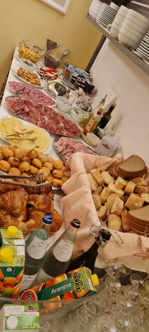 Villa Elite Resort Alojamiento y desayuno in Limone Sul Garda