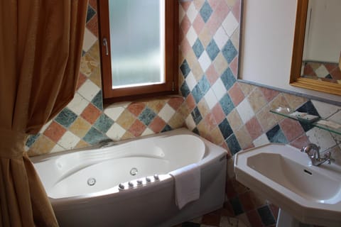 Villa Elite Resort Bed and Breakfast in Limone Sul Garda