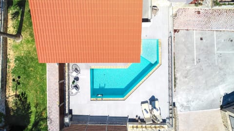 Bird's eye view, Swimming pool, Swimming pool