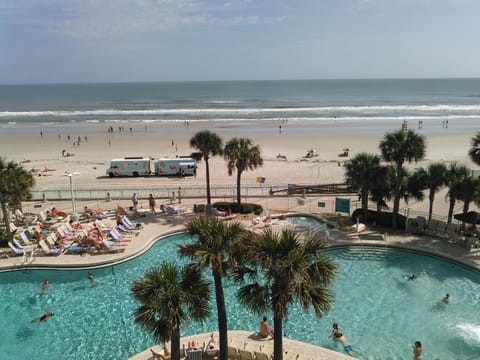Ocean Walk Resort 603ii Maison in Florida