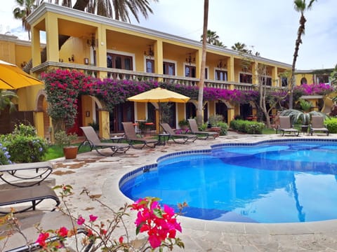 El Encanto Inn & Suites Hotel in San Jose del Cabo