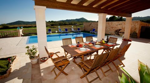 Patio, Day, Natural landscape, Garden, View (from property/room), Balcony/Terrace, Mountain view, Pool view, Swimming pool, Swimming pool, sunbed