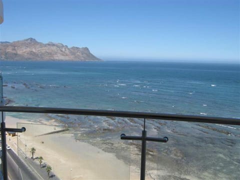 Hibernian Towers 1802 Self Catering Accommodation Strand Western Cape South Africa Copropriété in Cape Town
