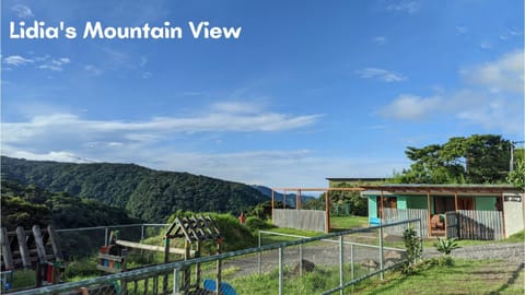 Lidia's Mountain View Vacation Homes Casa in Monteverde