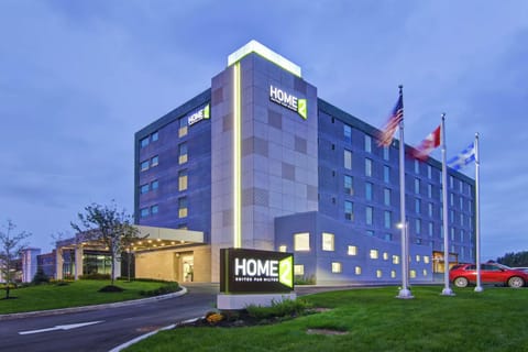 Home2 Suites By Hilton Montreal Dorval Hotel in Dorval