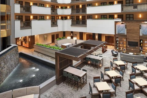 Embassy Suites by Hilton Atlanta Alpharetta Hotel in Alpharetta