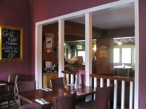 Oak Inn Auberge in Wychavon District