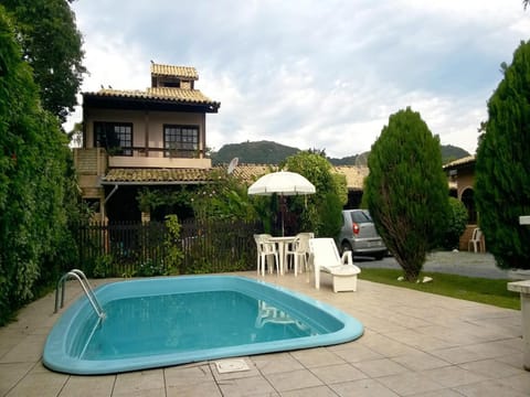 BBQ facilities, Garden, Pets, Pool view, Street view, Swimming pool