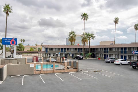 Studio 6 Suites San Bernardino, CA Hotel in San Bernardino