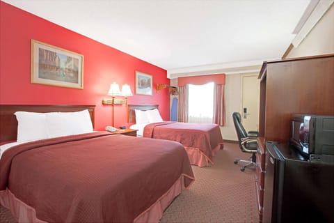 Travelodge by Wyndham Parsippany Hotel in Parsippany-Troy Hills
