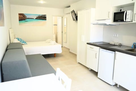 Apartamentos Vistalmar Mallorca Condominio in Cala Figuera